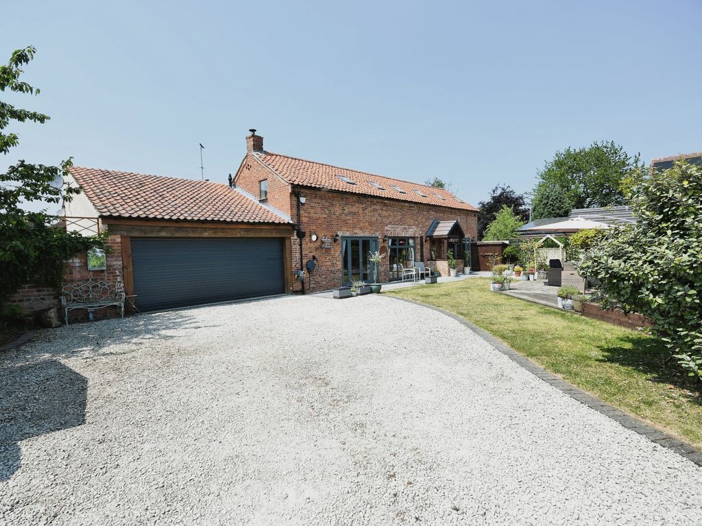 3 bed detached house for sale in Main Street, Walesby, Newark