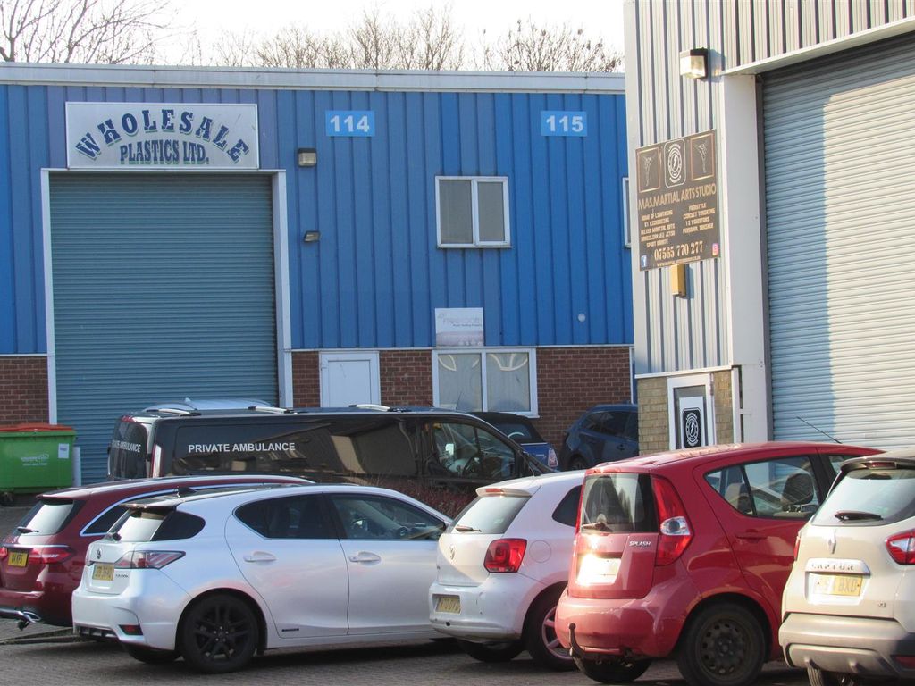 Property for sale in Harvey Drive, Chestfield, Whitstable CT5, £249,995