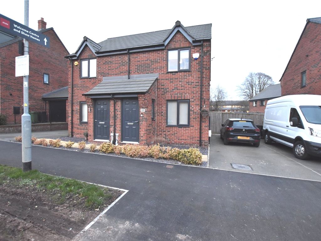 2 bed semidetached house for sale in Magnolia Road, Seacroft, Leeds