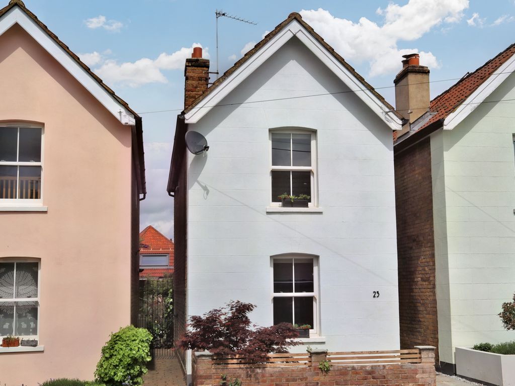 2 bed detached house for sale in Green Lane Avenue, Hersham, Surrey
