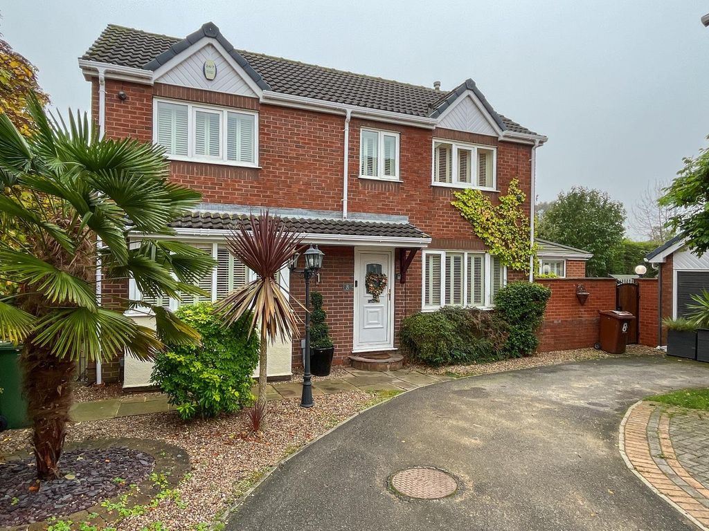 4 bed detached house for sale in Crabtree Way, Tingley, Wakefield WF3