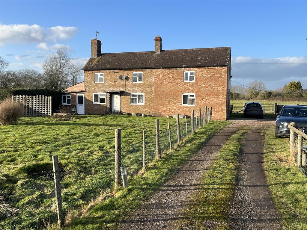 3 bed cottage for sale in Main Road, Minsterworth, Gloucester GL2 Zoopla