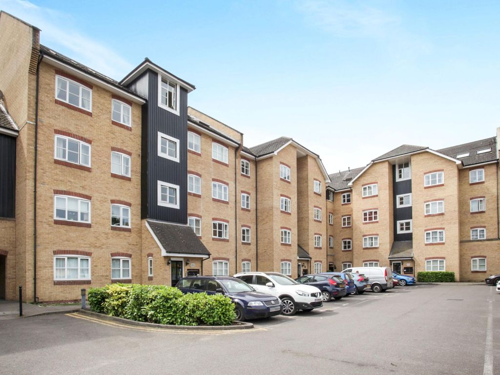 3 bed flat to rent in Evans Wharf, Hemel Hempstead HP3 Zoopla