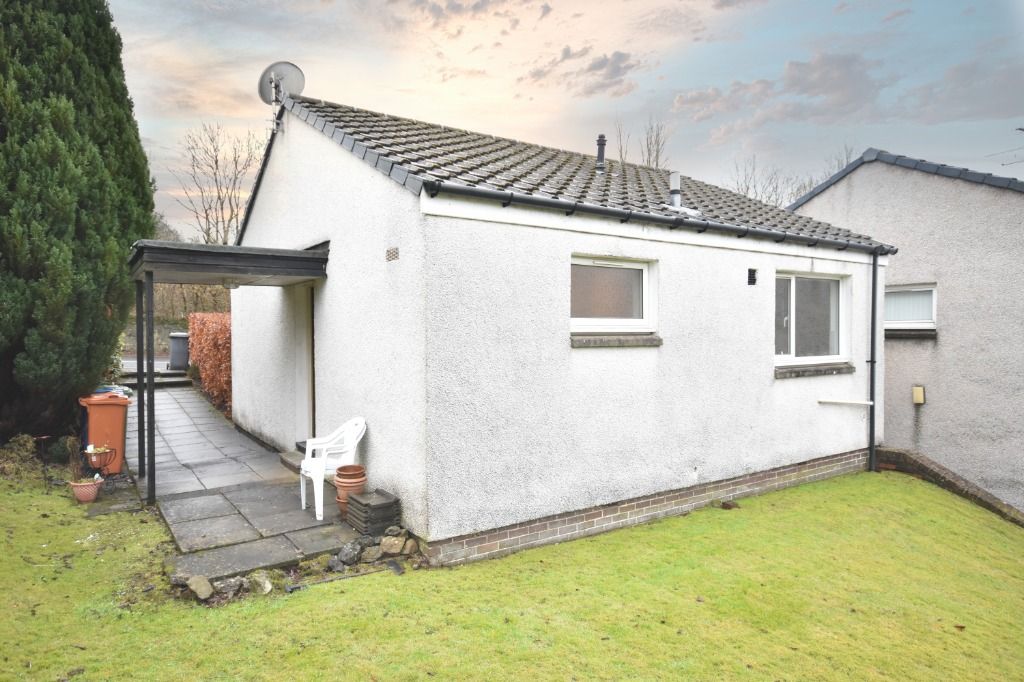 1 bed bungalow to rent in Mugdock Road, Milngavie, East Dunbartonshire