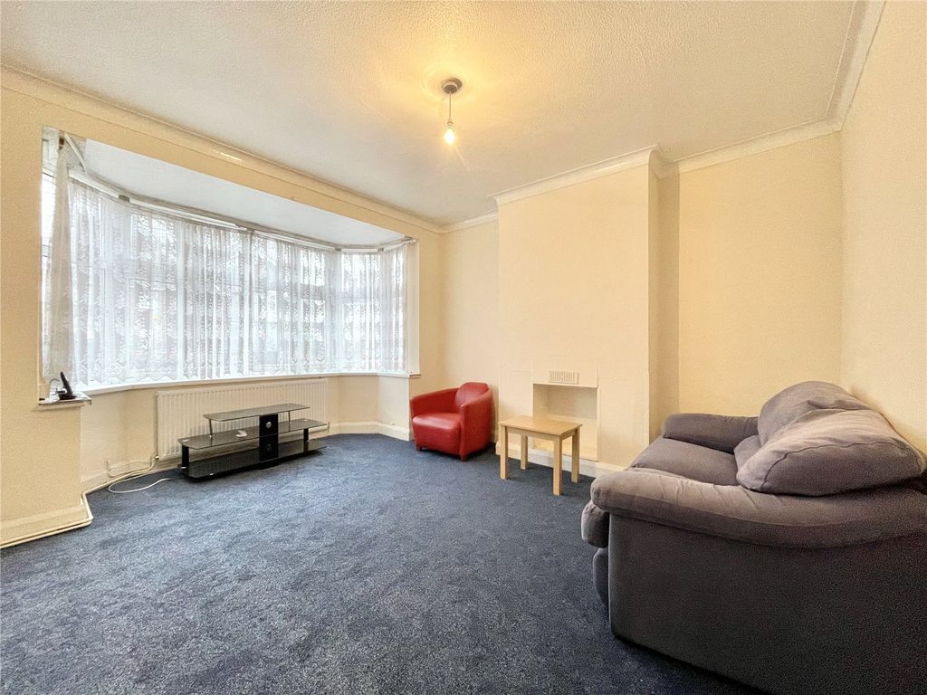 5 bed terraced house to rent in Dormers Wells Lane, Southall UB1 Zoopla