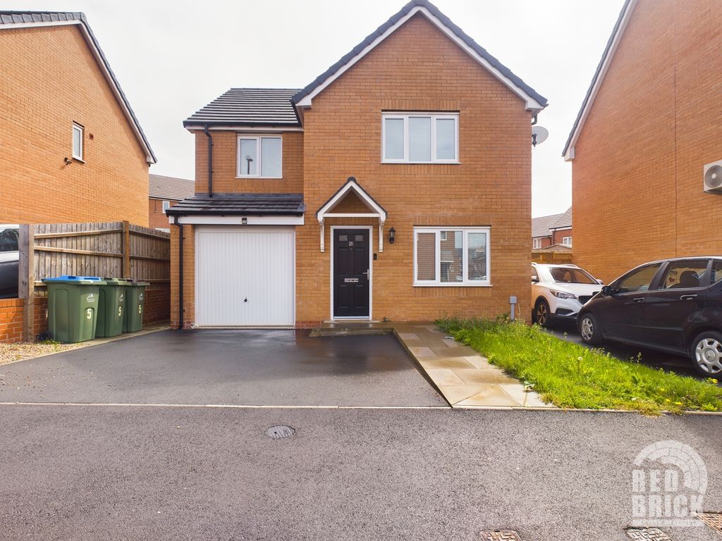 4 bed detached house for sale in Chelmsford Drive, Coventry