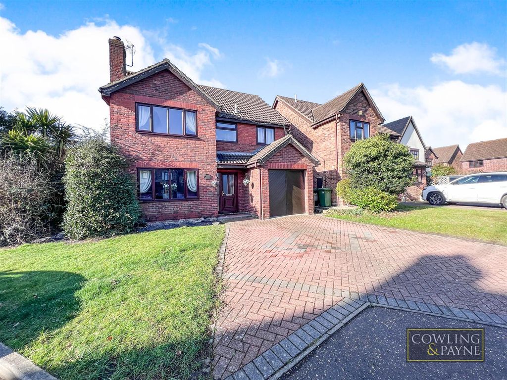 4 bed detached house for sale in Great Sailing, Shotgate, Wickford SS11