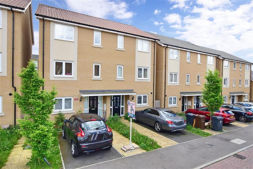 4 bed town house for sale in Bakery Close, Romford, Essex RM6 Zoopla