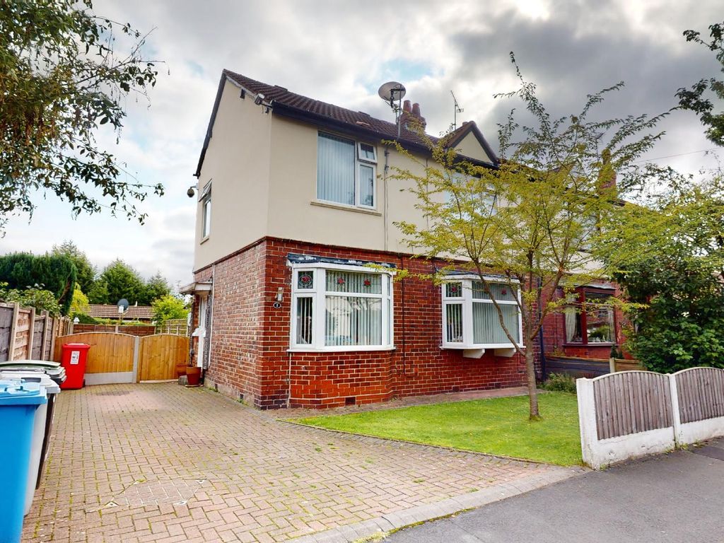 3 bed semidetached house for sale in Harcourt Avenue, Urmston