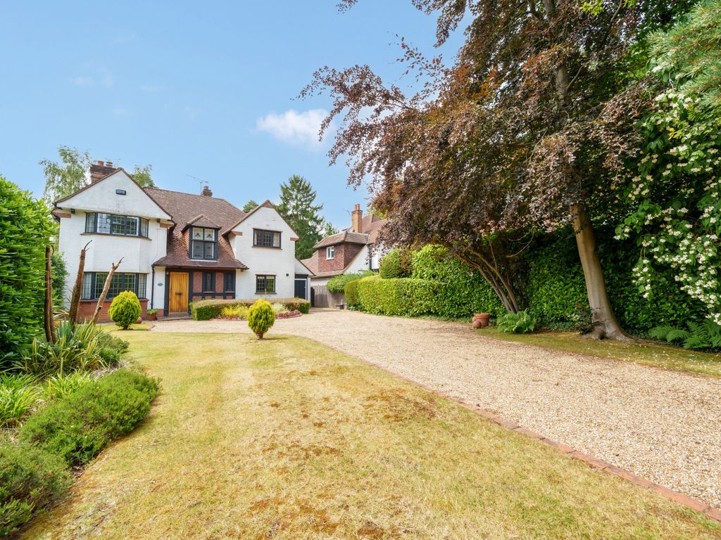 4 bed detached house for sale in Oxford Road, Gerrards Cross
