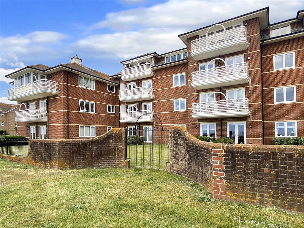 2 bed flat for sale in Strand Court, Harsfold Road, Rustington BN16, £