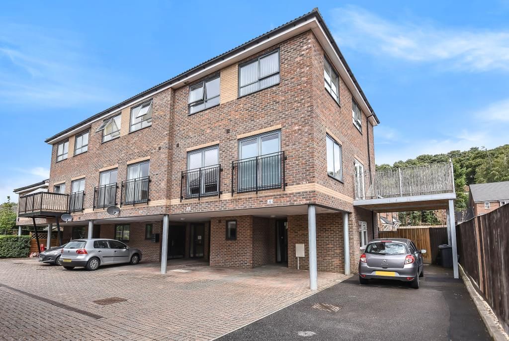 2 bed flat for sale in Chesham, Buckinghamshire HP5 Zoopla