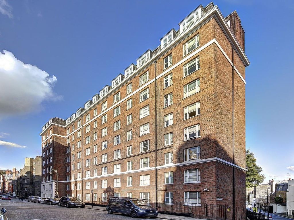 Studio to rent in Hill Street, Mayfair W1J, £2,600 pcm Zoopla