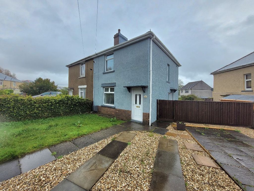 3 bed semidetached house to rent in RhydYCae, Rassau, Ebbw Vale NP23