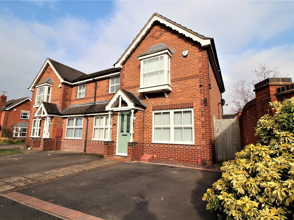 3 bed semidetached house to rent in Hornbeam Close, Blackthorn Manor, Oadby, Leicester LE2, £