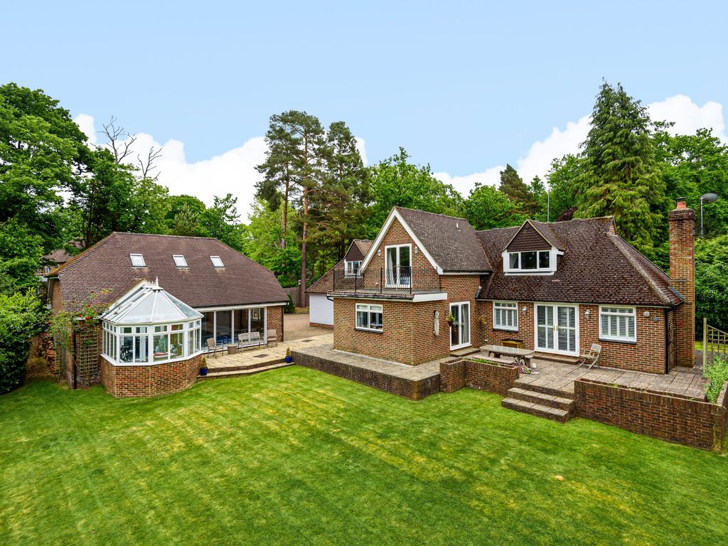 5 bed detached house for sale in Longdown Road, Lower Bourne, Farnham