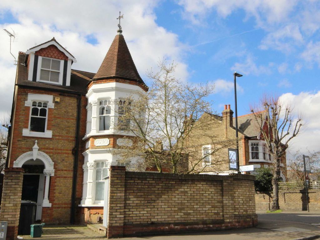 2 bed flat to rent in Drayton Green, London W13, £1,900 pcm Zoopla