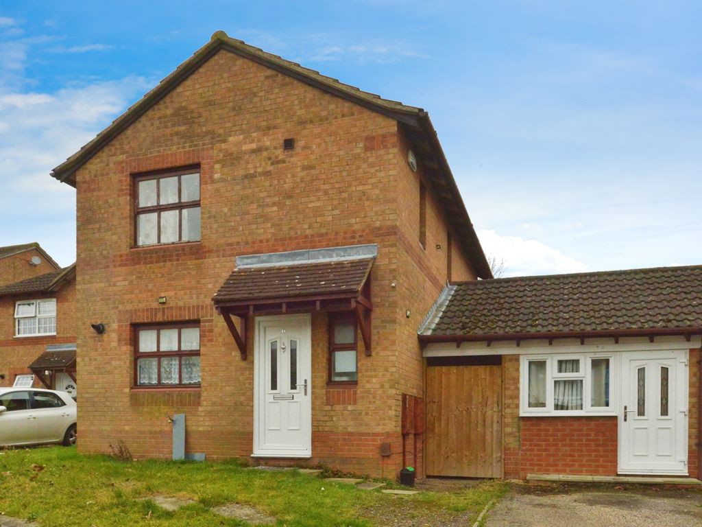 3 bed linkdetached house for sale in Underwood Place, Oldbrook, Milton