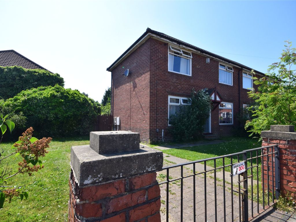 3 bed end terrace house for sale in Heathfield Crescent, Cowgate