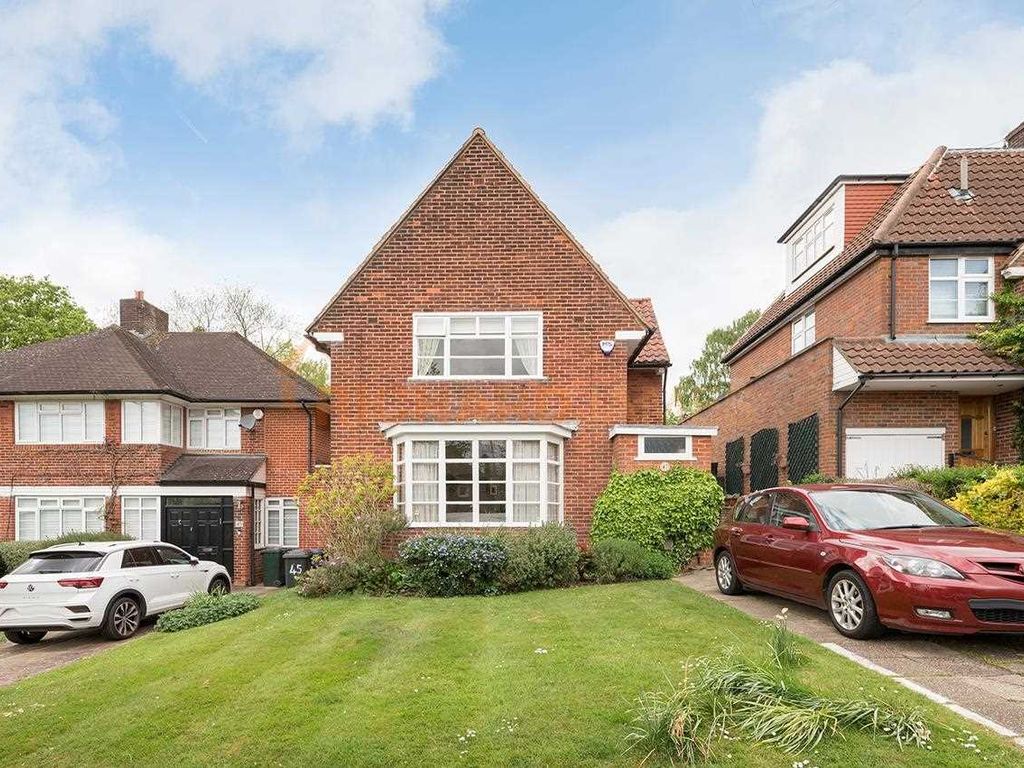 3 bed detached house for sale in Sunnyfield, London NW7 Zoopla