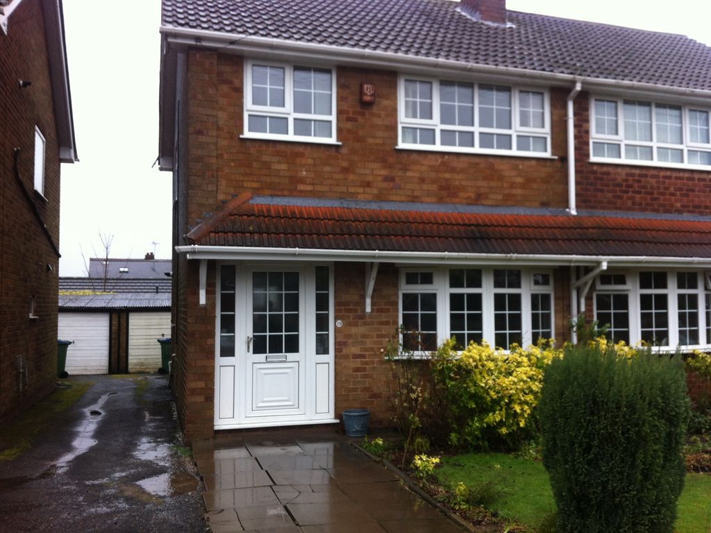 3 bed semidetached house to rent in Thornwood Close, Oldbury B68, £995 pcm Zoopla