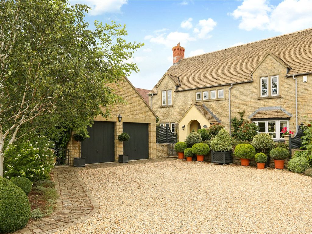 5 bed semidetached house for sale in Talbot View, Lacock, Wiltshire