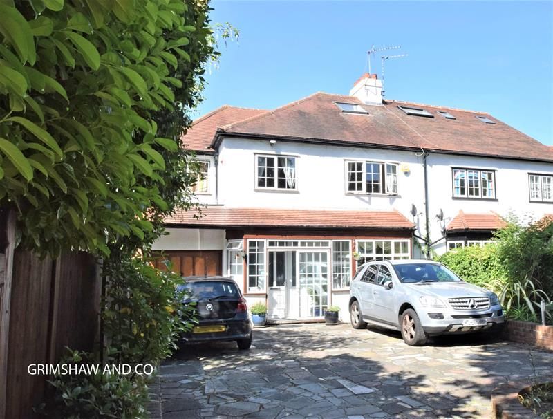 Castlebar Park, Notting Hill School Area/Pitshanger Lane, Ealing W5  