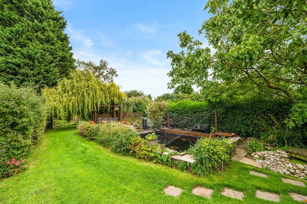 4 bed detached house for sale in Sandbank, Wisbech St Mary, Wisbech