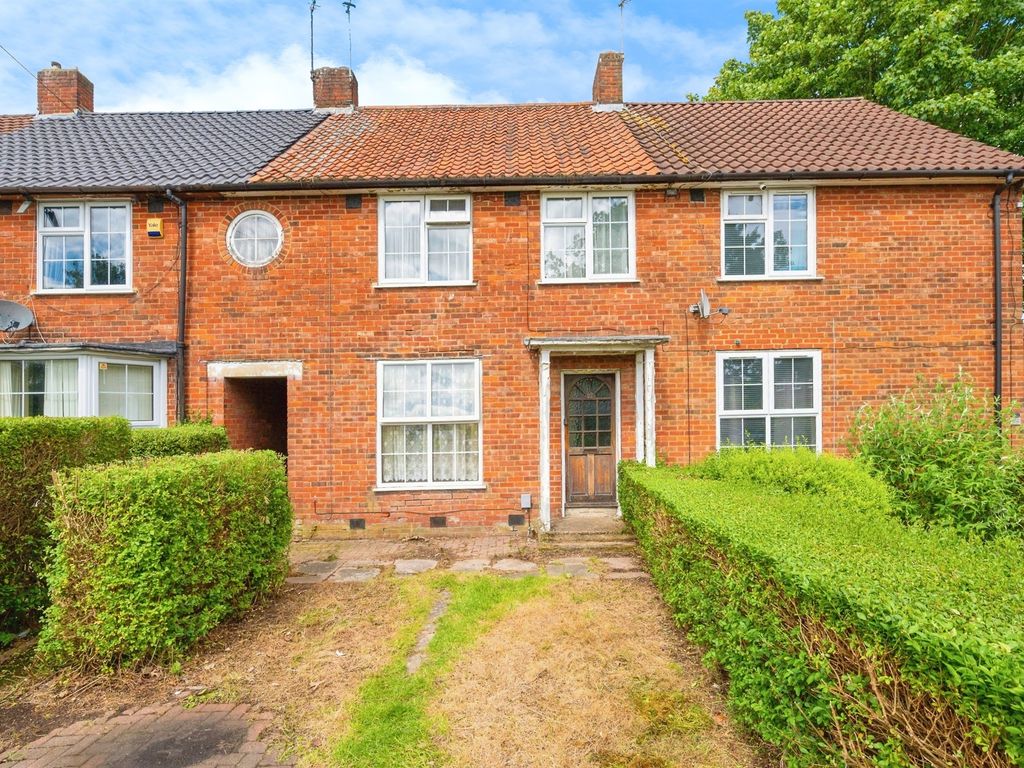 3 bed terraced house for sale in Holwell Road, Welwyn Garden City AL7