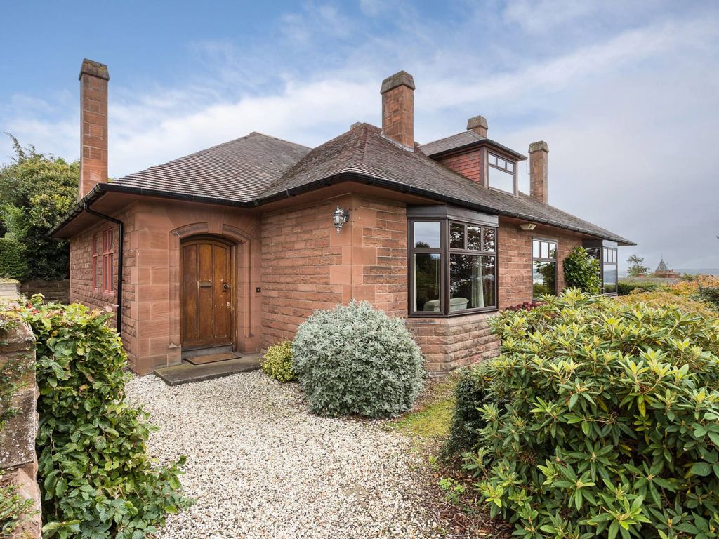 Glamis Road, Dundee DD2  