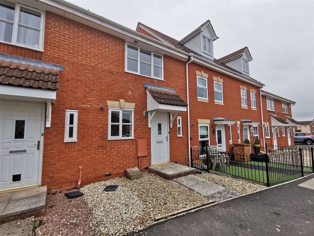 2 bed terraced house to rent in Manning Road, Cotford St Luke, Taunton