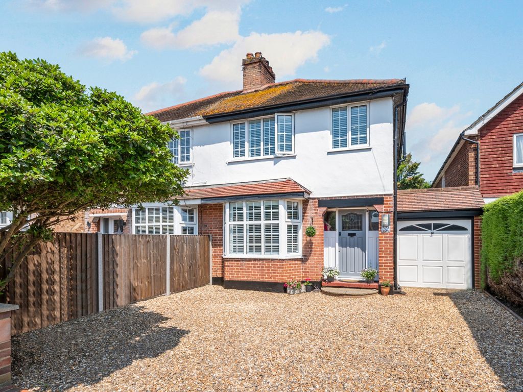 3 bed semidetached house for sale in Squires Road, Shepperton, Surrey