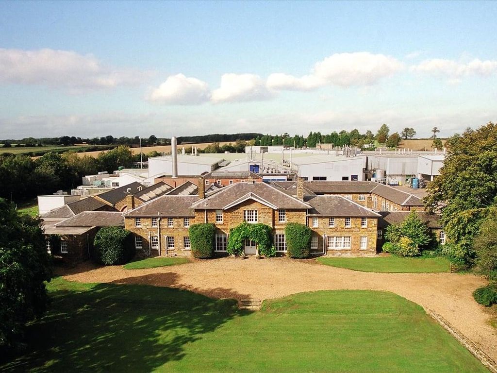 Serviced office to let in Caswell House, Caswell Science & Technology