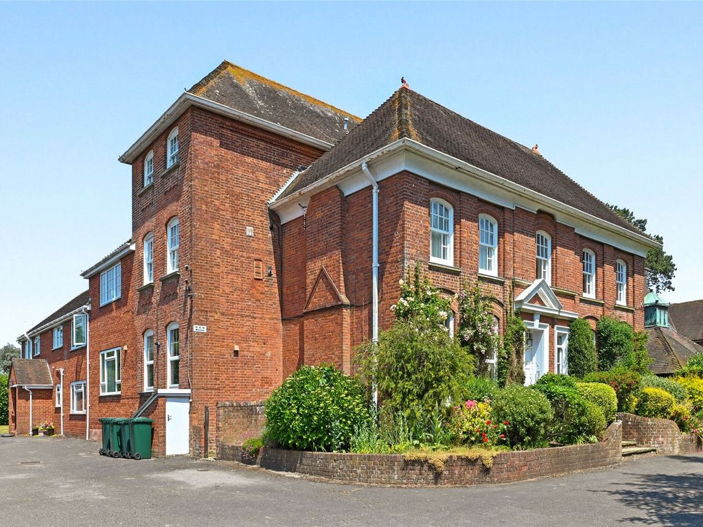 2 bed flat for sale in Westgate, Chichester, West Sussex PO19 Zoopla