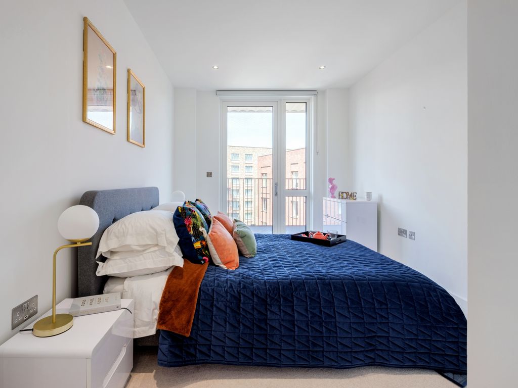 1 bed flat to rent in Fleet At Royal Albert Wharf, Wallis Walk, London