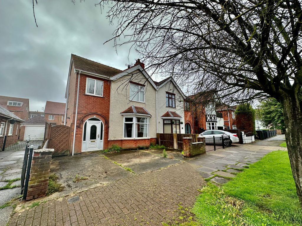 3 bed property to rent in Park Avenue, Skegness PE25 Zoopla