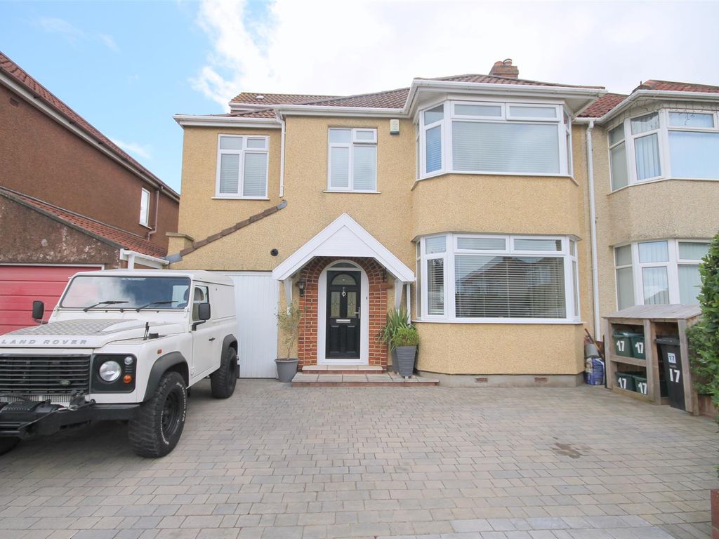 5 bed semidetached house for sale in Baugh Gardens Downend, Bristol