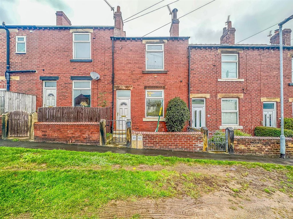 2 bed terraced house for sale in Parker Road, Horbury, Wakefield WF4, £
