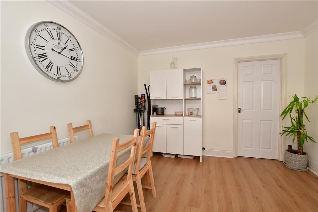 Lower Southend Road, Wickford, Essex SS11  