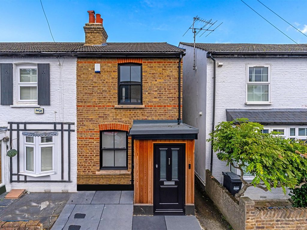 2 bed end terrace house for sale in New Road, Hanworth, Middlesex TW13