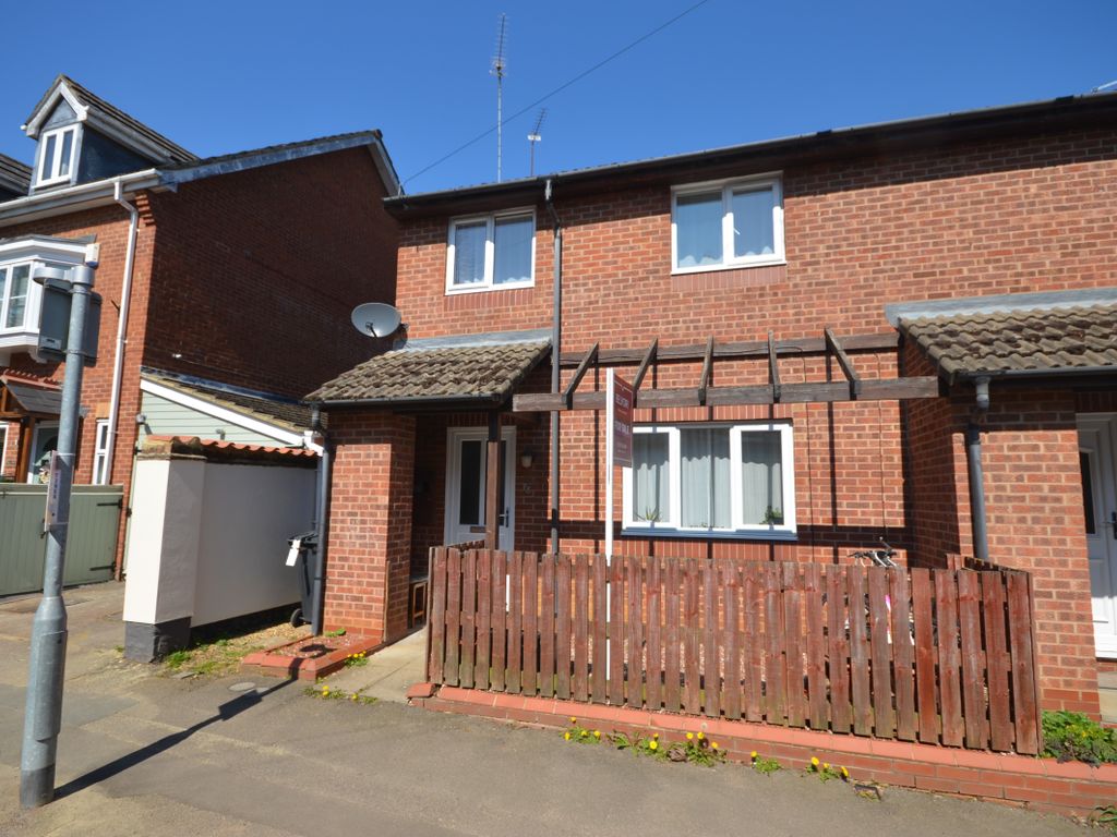 2 bed end terrace house for sale in St. Peters Avenue, Kettering NN16
