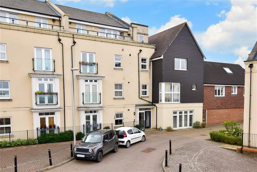 1 bed flat for sale in Taylor Close, Tonbridge, Kent TN9 Zoopla