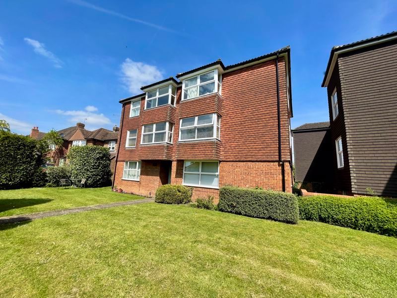 2 bed flat for sale in Blind Lane, Bourne End SL8 Zoopla