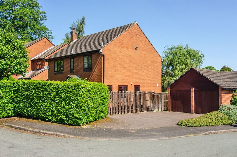 4 bed detached house for sale in Bracken Close, Boley Park, Lichfield