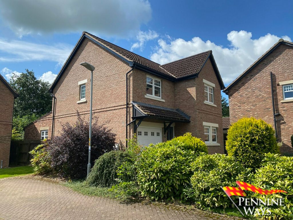 4 bed detached house for sale in Hadrians Rise, Haltwhistle NE49, £