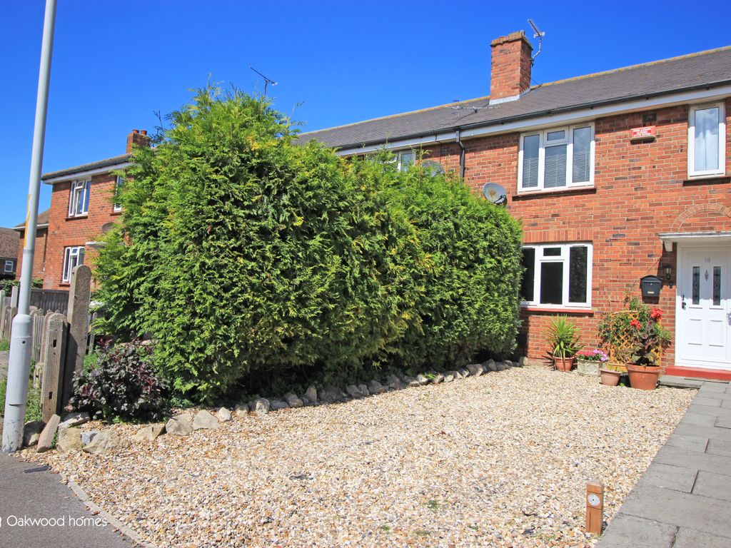 3 bed terraced house for sale in Osborne Terrace, Margate CT9, £250,000