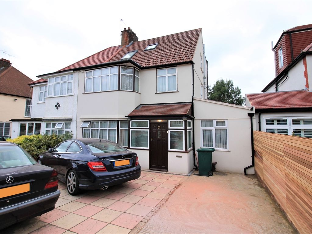 5 bed semidetached house for sale in Sandringham Gardens, London N12