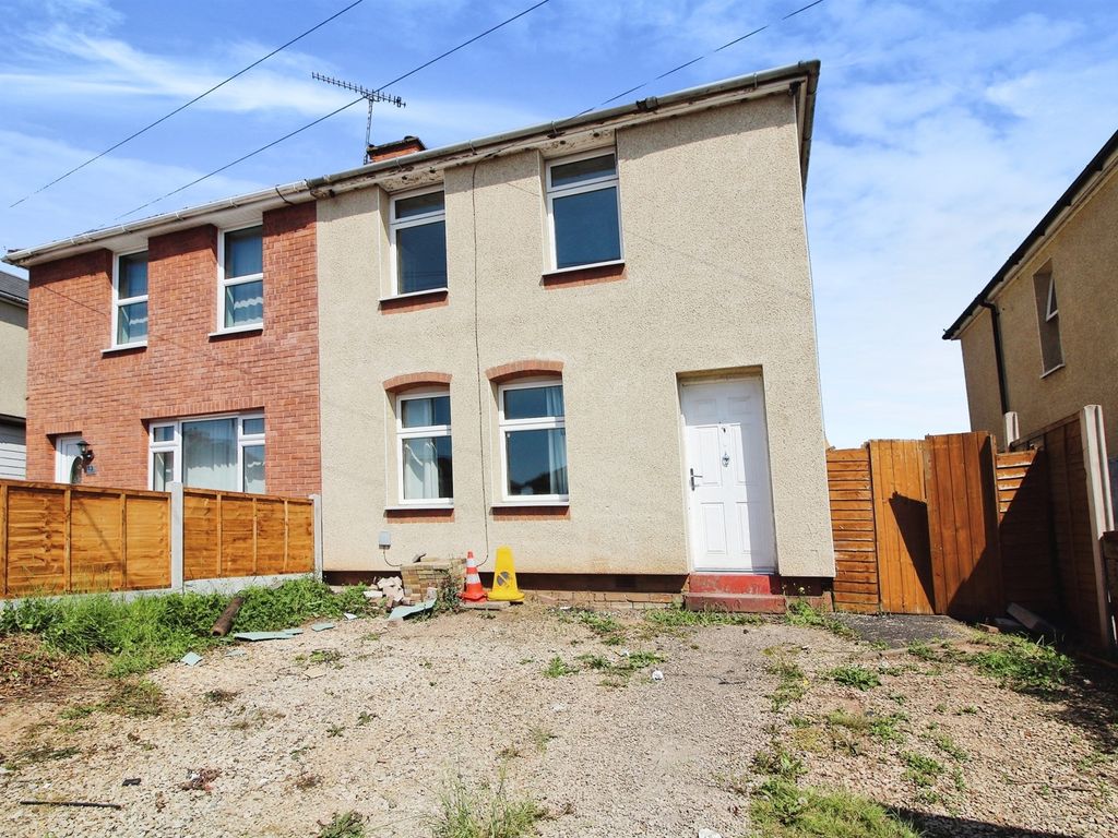 2 bed semidetached house for sale in Gorse Hill Road, Worcester WR4