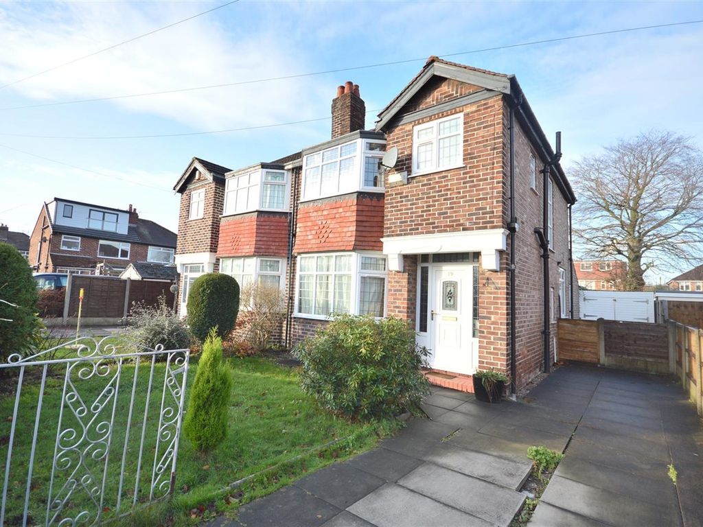 3 bed semidetached house to rent in Oulton Avenue, Sale M33 Zoopla