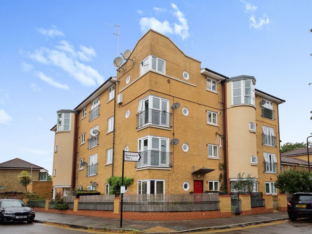2 bed flat for sale in Brinkworth Way, Trowbridge Road, London E9, £